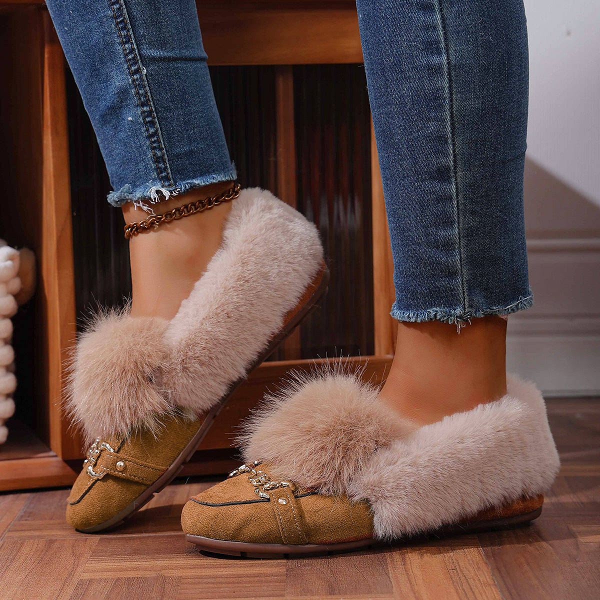 Cotton-padded With Velvet Lightweight And Comfortable Skin-friendly Plush Comfortable Versatile Women's Shoes Light Brown