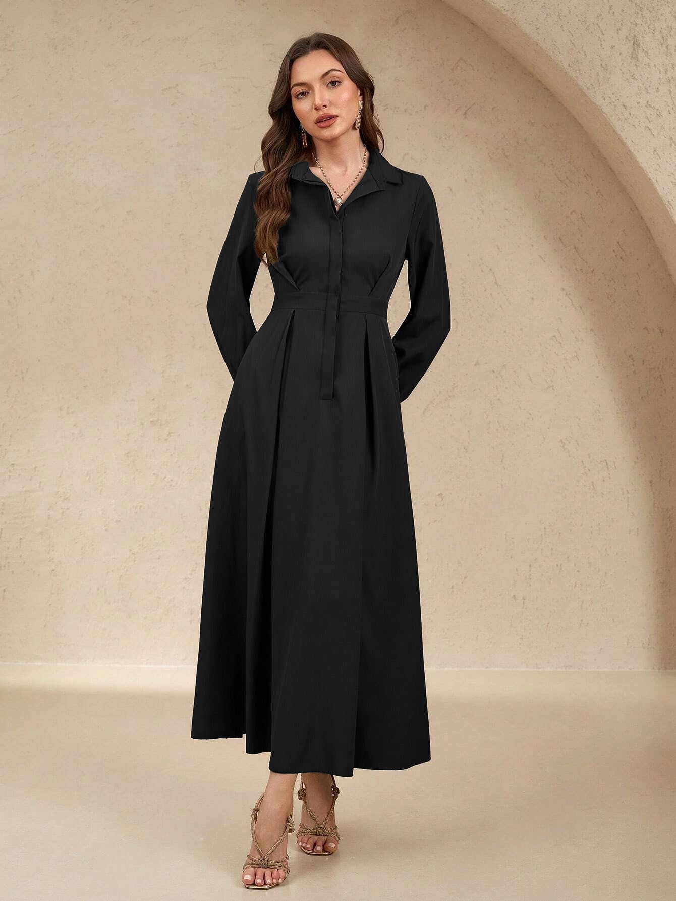 Fashionable And Elegant Long-sleeved Dress For Women Black