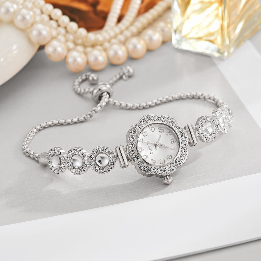Free Pull-out Bracelet Women's Watch Fashion Color Diamond Silver