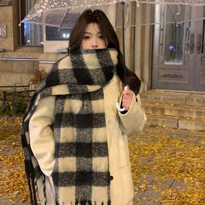 Scarf Winter Thicken Thermal Solid Color Mohair Shawl Small Plaid Black white